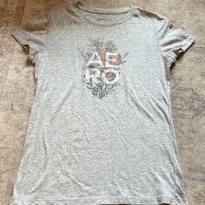 Aeropostale Gray Graphic T-Shirt